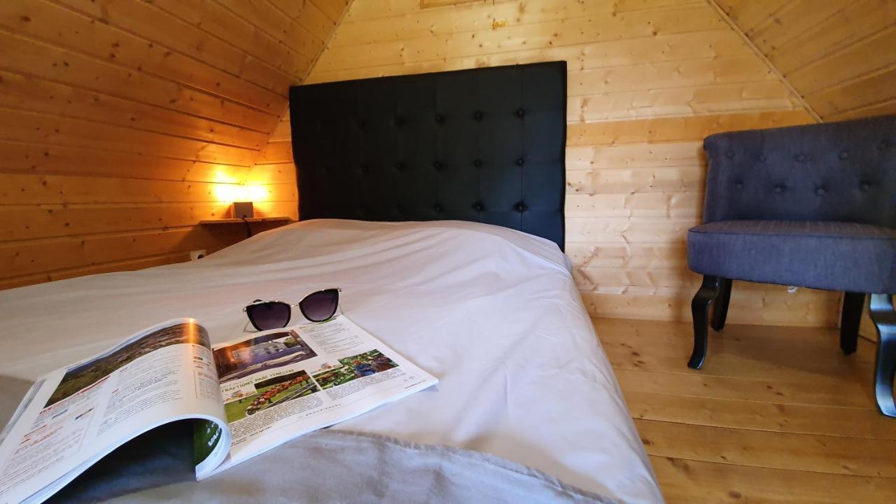 Camping Les Vernieres La Bourboule Sancy ภายนอก รูปภาพ