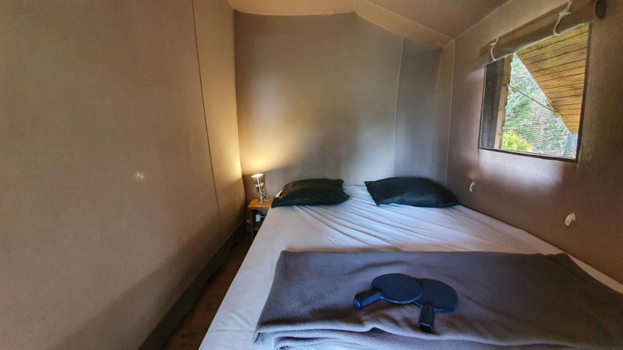 Camping Les Vernieres La Bourboule Sancy ภายนอก รูปภาพ
